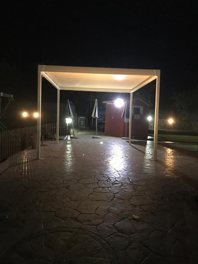 Agriturismo Abbalughente Sindia Exteriér fotografie